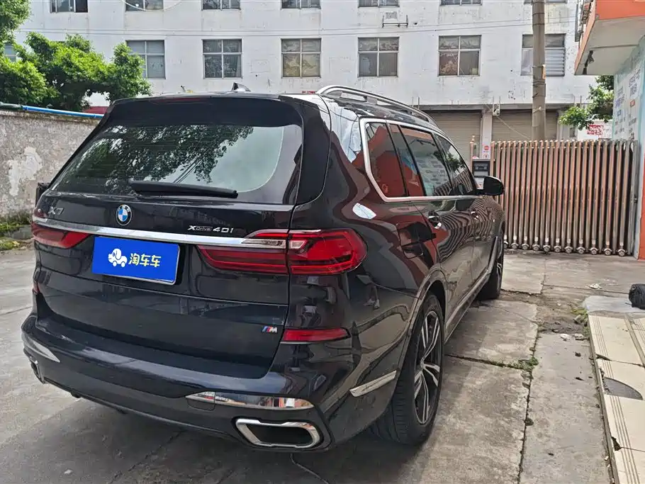 BMW X7 2022 — фото 3