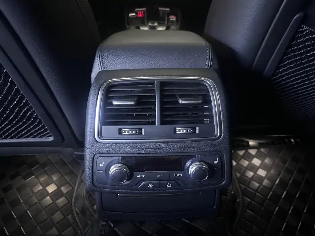 Audi A6L 2016