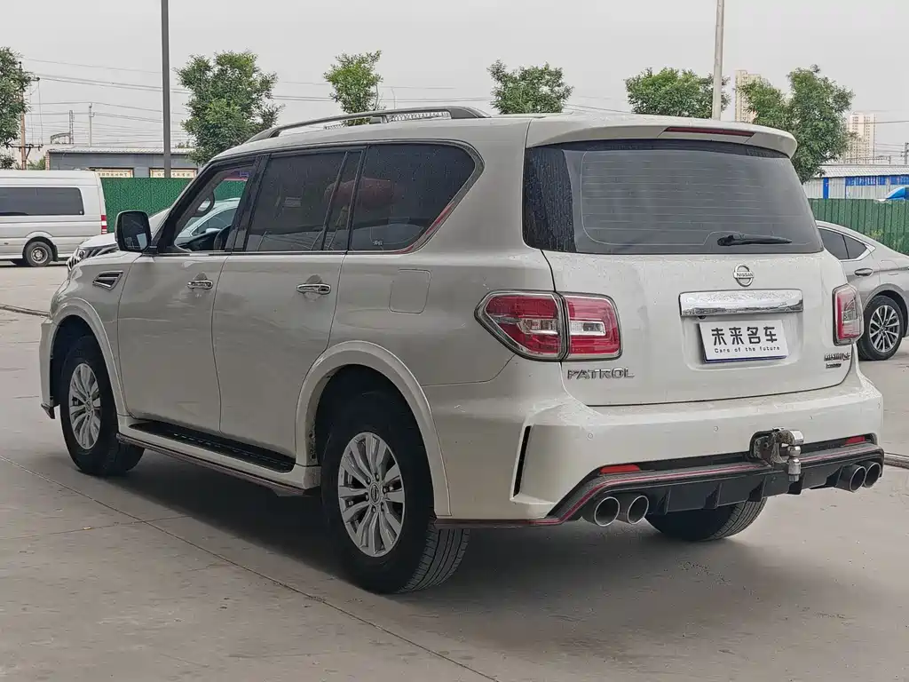 Nissan Patrol 2018 — фото 13
