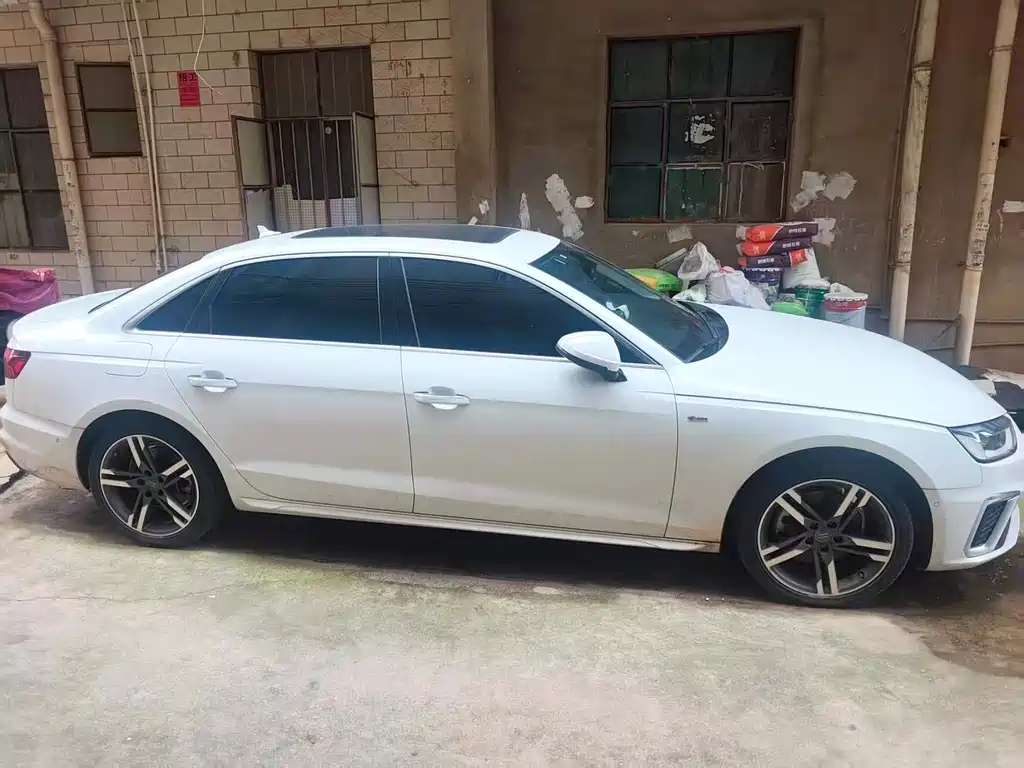 Audi A4L 2020