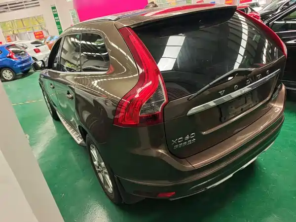 Volvo XC60 2015