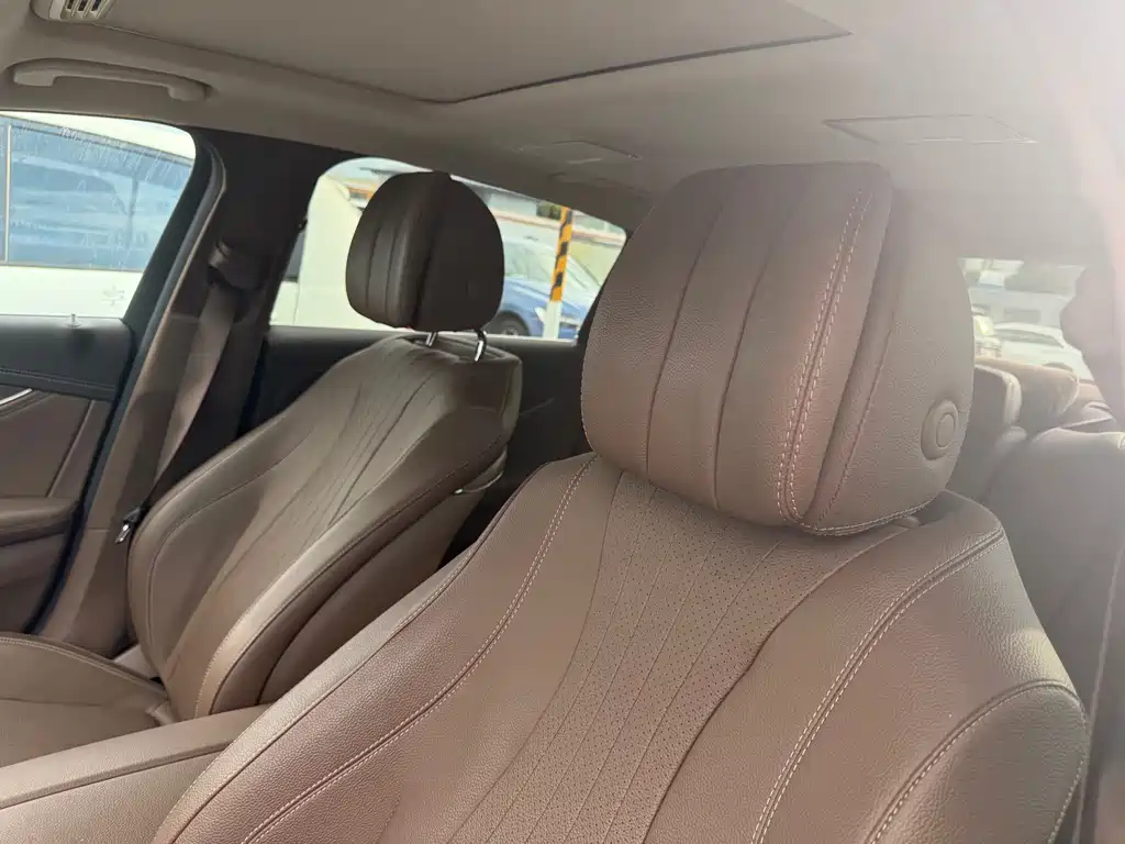 Mercedes-Benz E-Class 2019