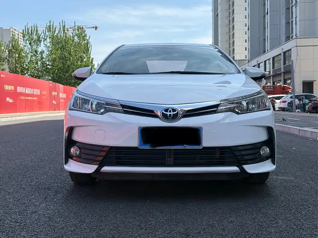 Toyota Corolla 2019 — фото 2