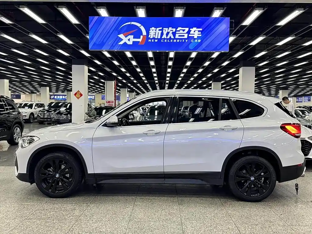 BMW X1 2021 — фото 12