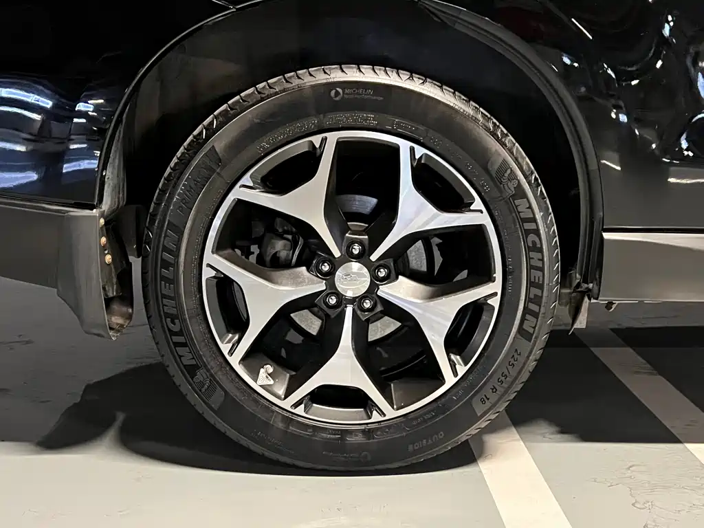 Subaru Forester 2014 — фото 18