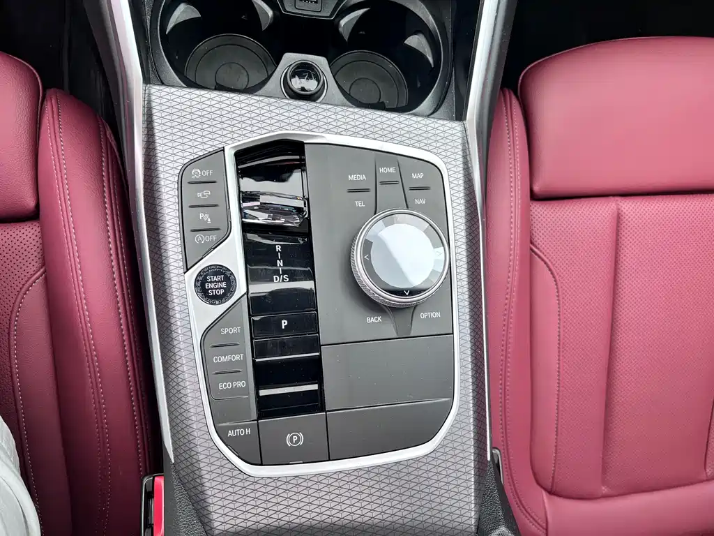 BMW 4 Series 2025 — фото 11