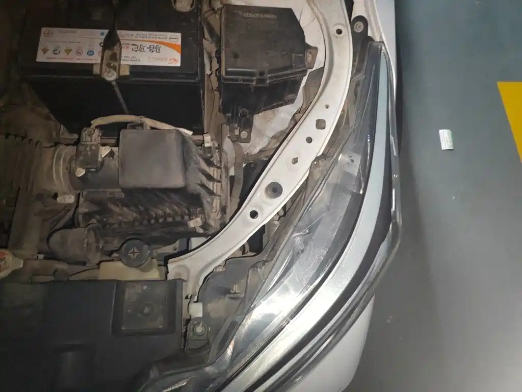 Toyota Yaris L 2020 — фото 24