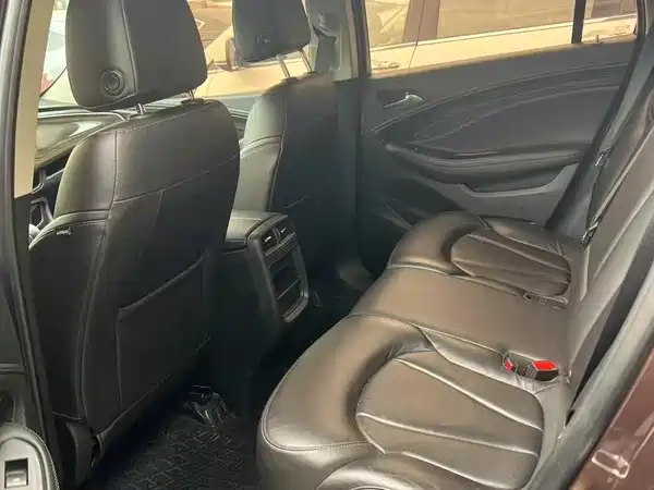 Buick Envision Plus 2019