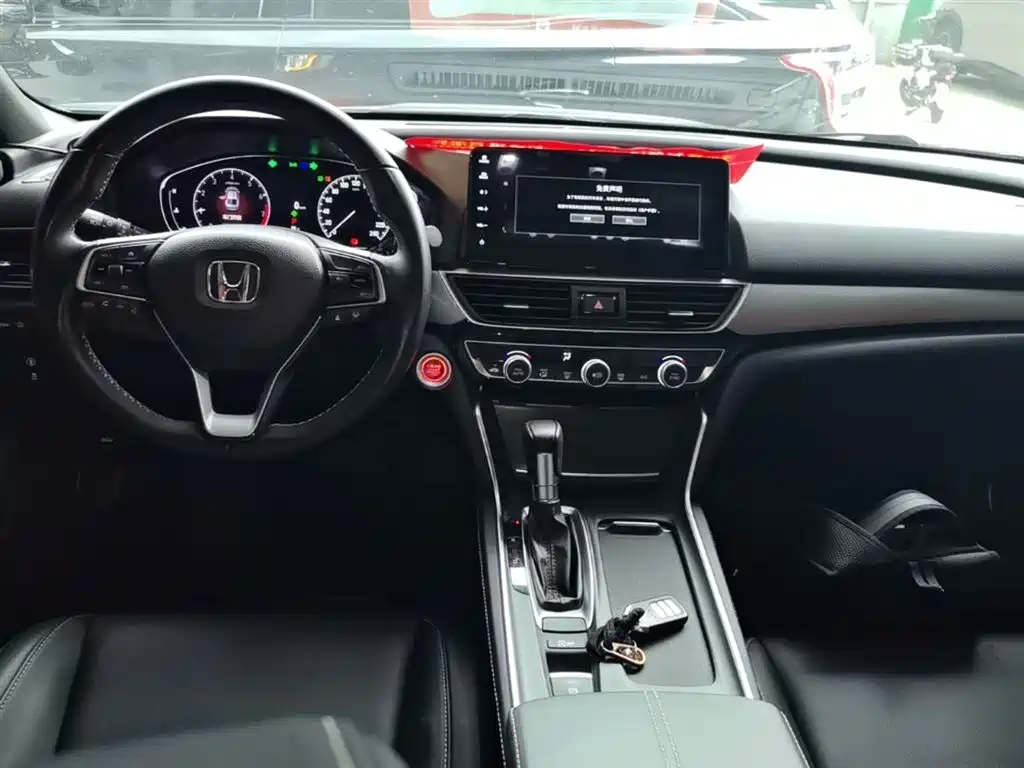Honda Inspire 2022 — фото 10