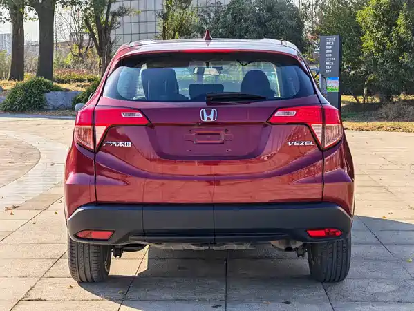 Honda Vezel 2015