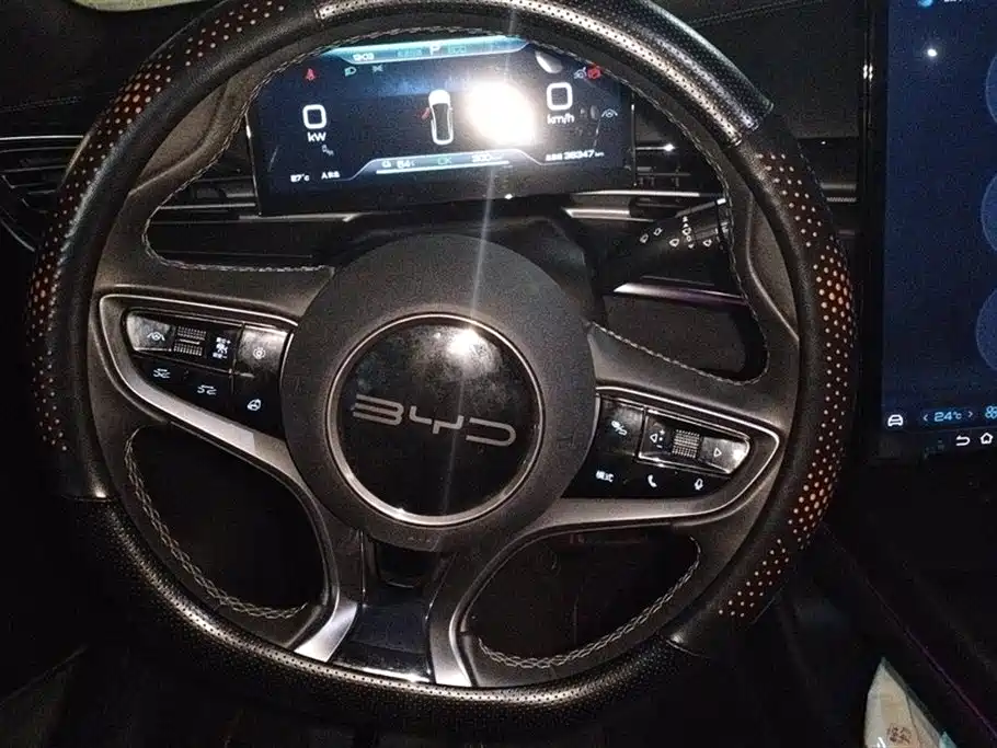 BYD Seal 2023 — фото 15