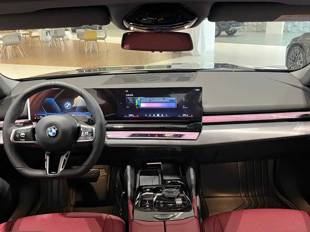 BMW 5 Series — фото 12