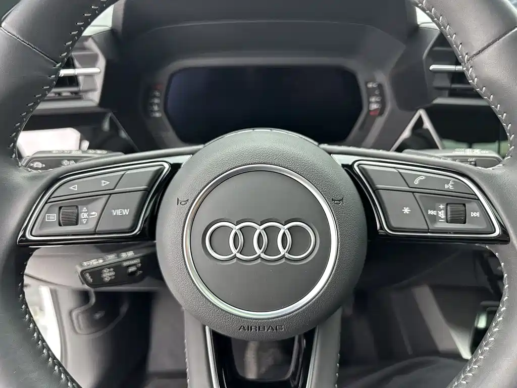 Audi A3 2022 — фото 13