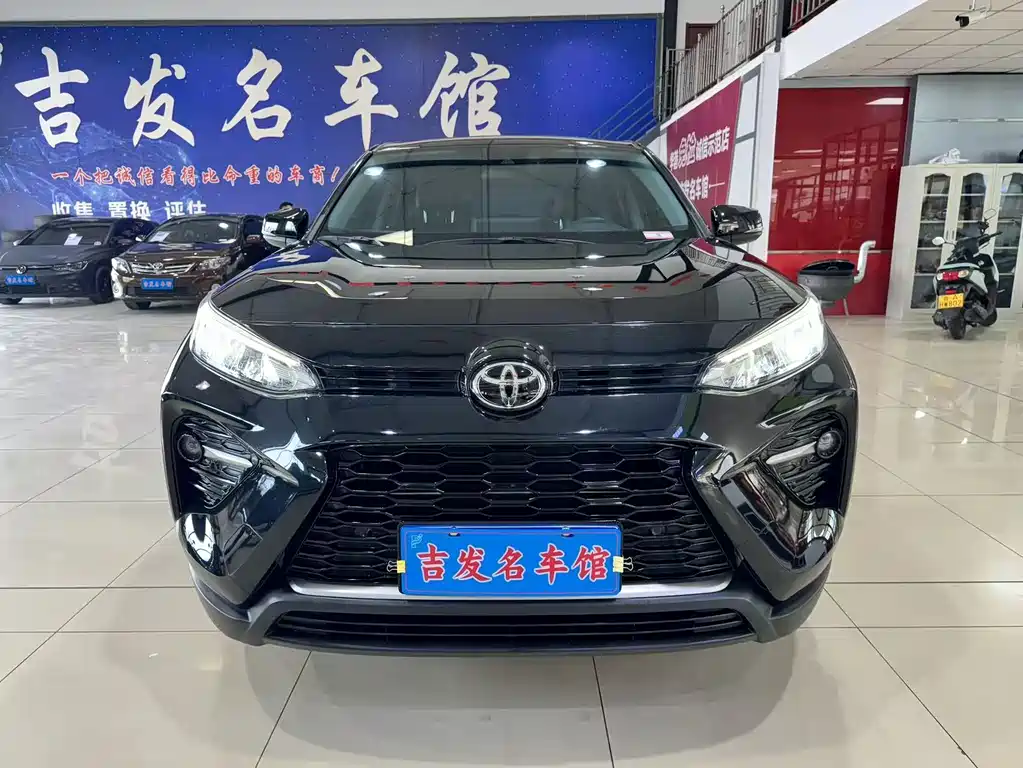 Toyota Wildlander 2022 — фото 2