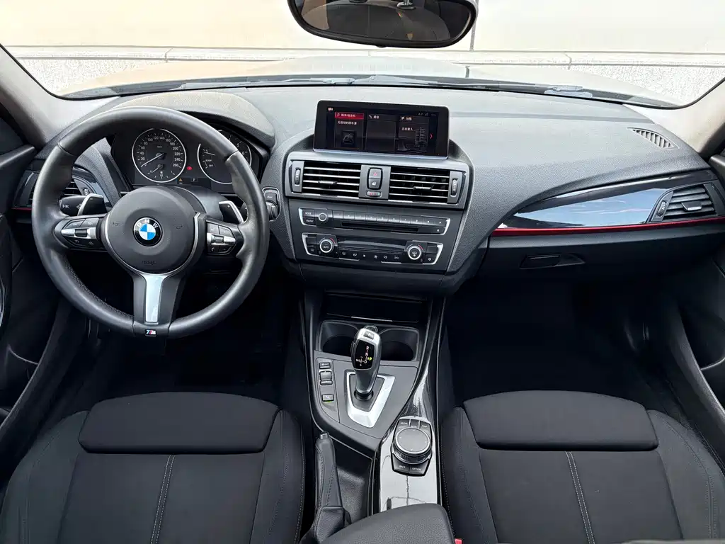 BMW 1 Series 2012 — фото 9