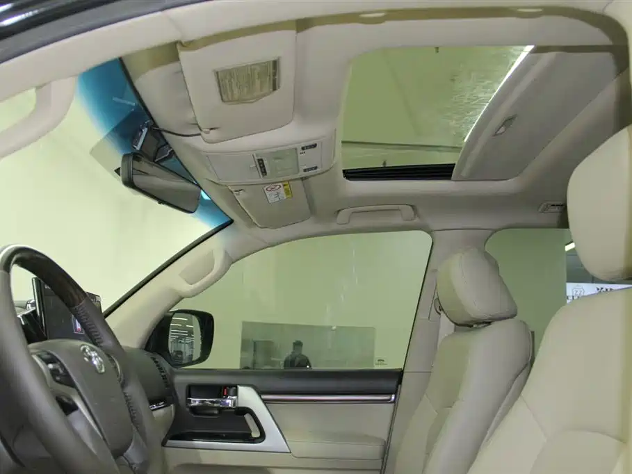 Toyota Land Cruiser 2019 — фото 20