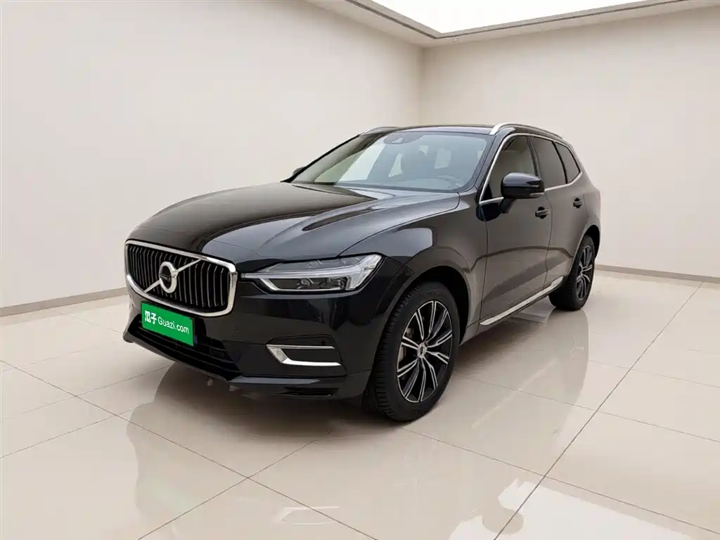 Volvo XC60 2020 — фото 1