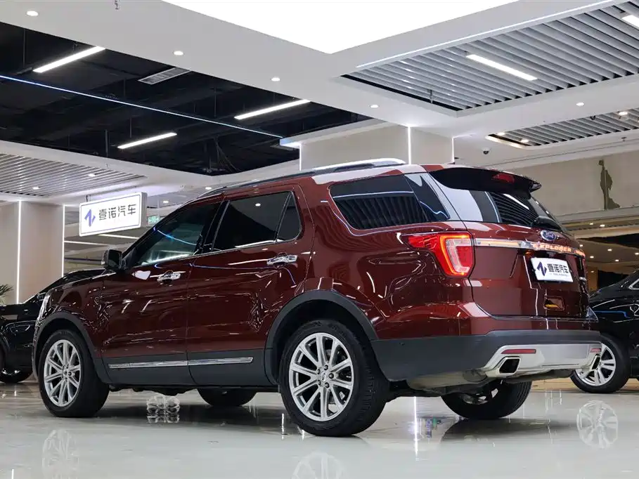 Ford Explorer 2016 — фото 5