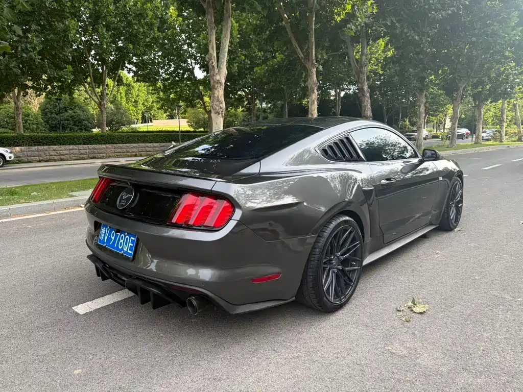 Ford Mustang 2016 — фото 6