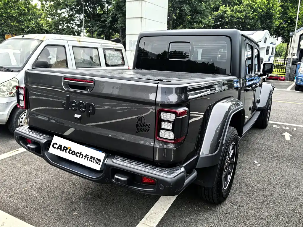 Jeep Gladiator 2023