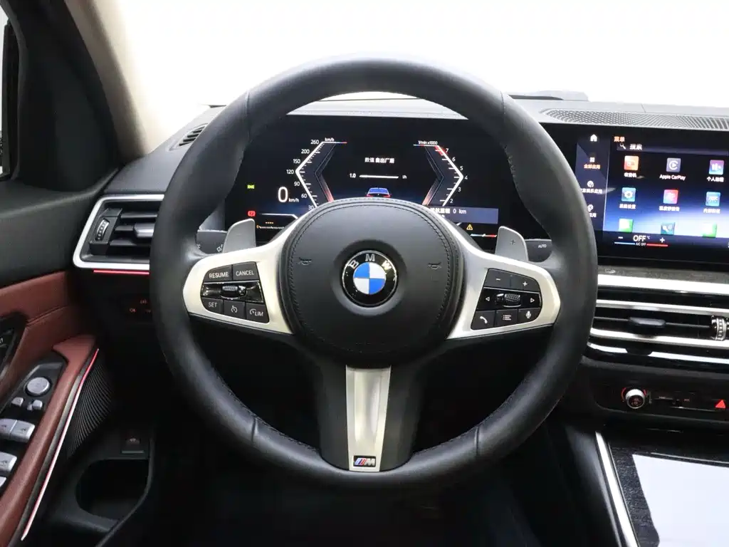 BMW 3 Series 2023 — фото 13