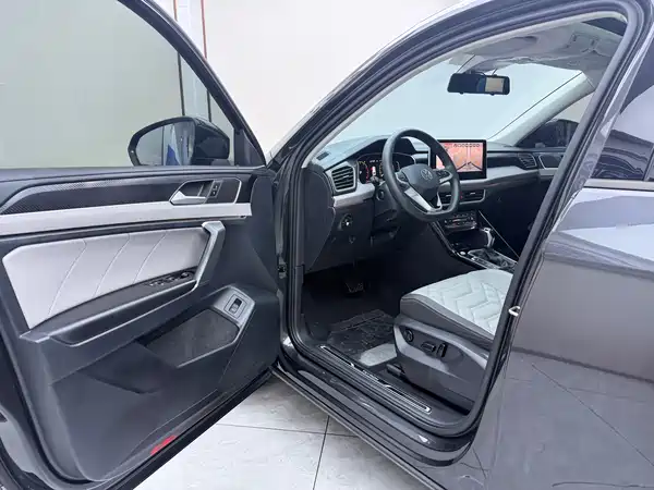 Volkswagen Tayron 2023