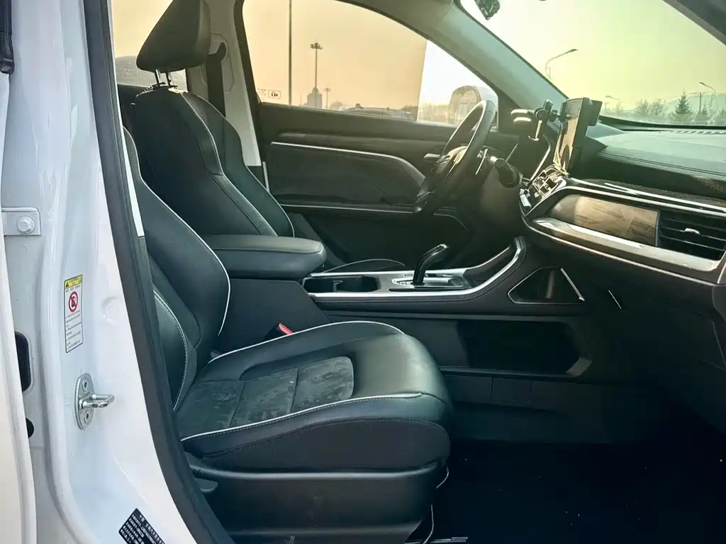 Haval H6 2023 — фото 13