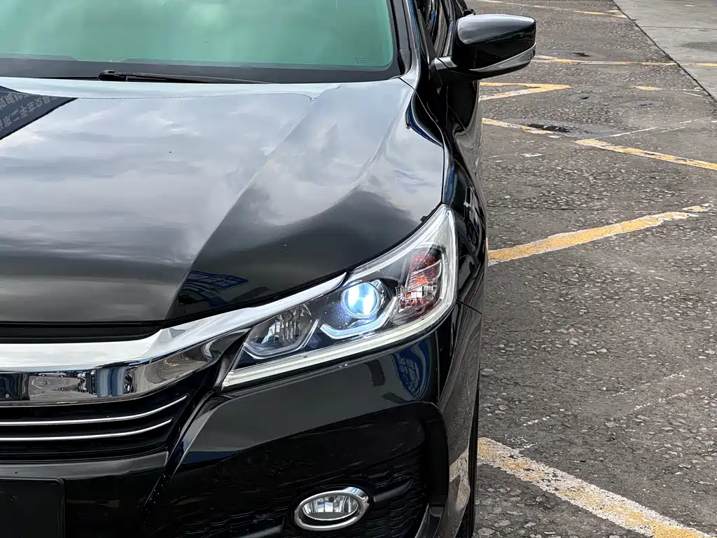 Honda Accord 2016 — фото 14