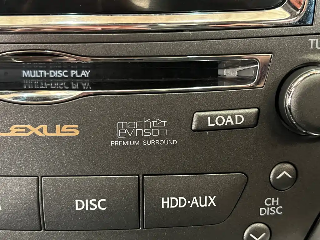 Lexus IS 2010 — фото 14