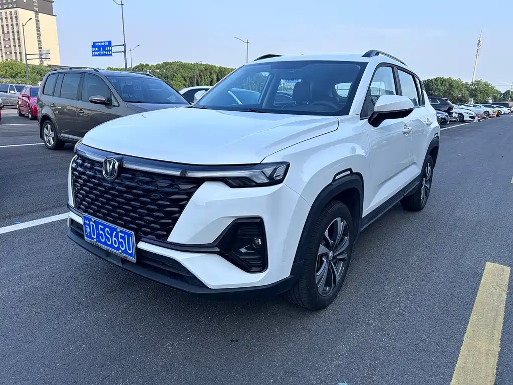 Changan CS35PLUS 2022 — фото 1