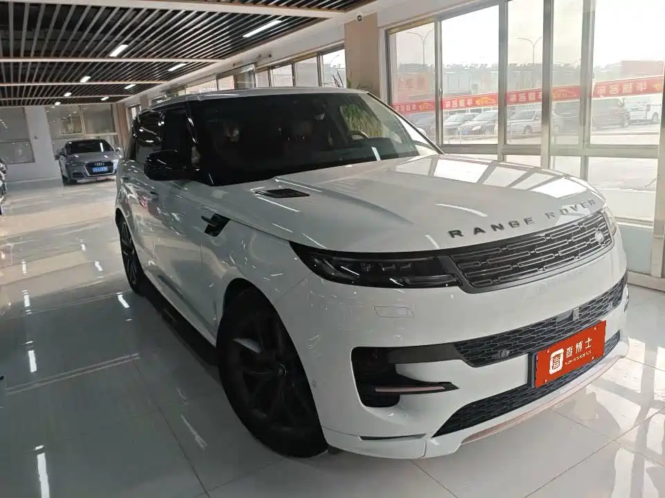 Land Rover Sport 2025 — фото 5