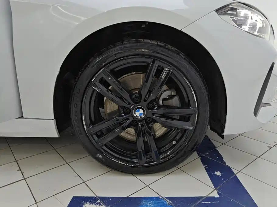 BMW 1 Series 2021