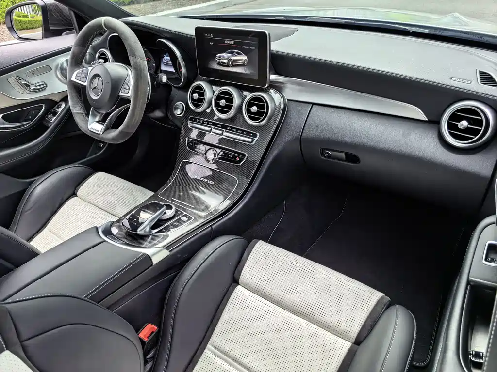 Mercedes-Benz C-Class AMG 2018 — фото 24