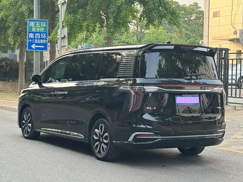 Hongqi HQ9 2023 — фото 7