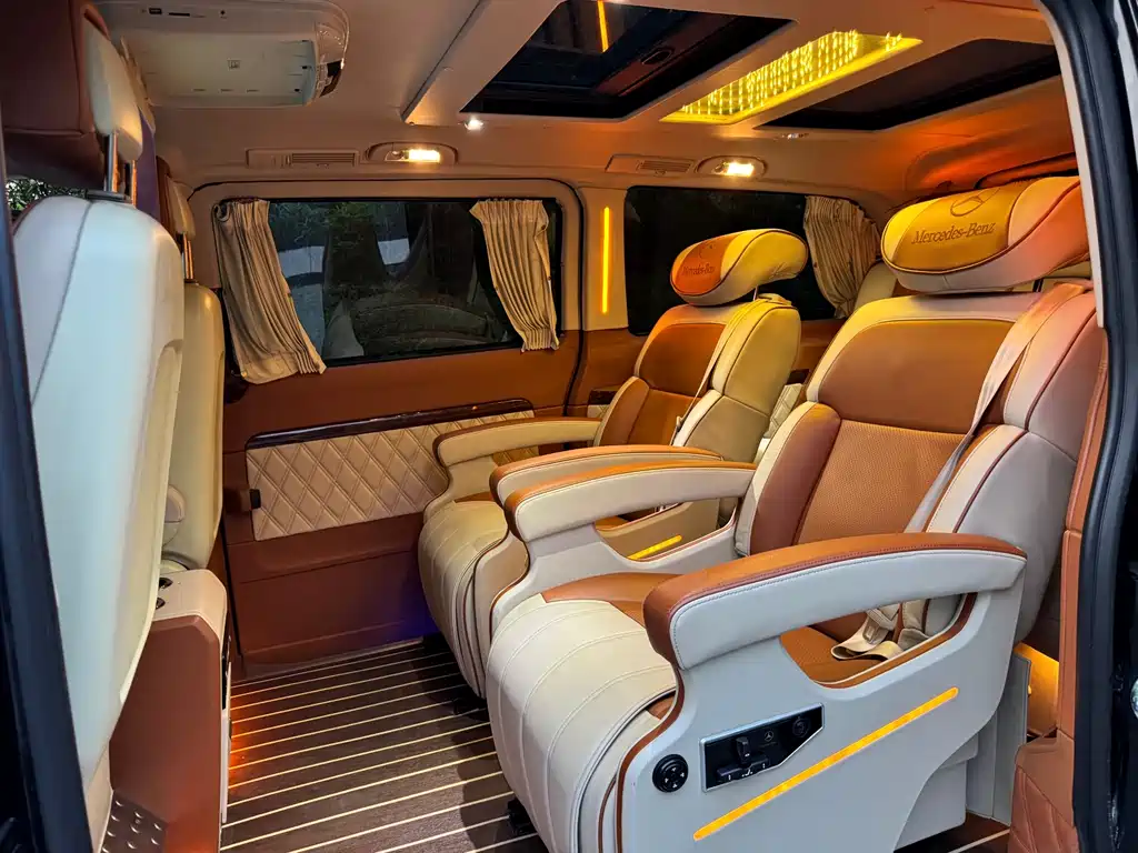 Mercedes-Benz Viano 2015 — фото 12