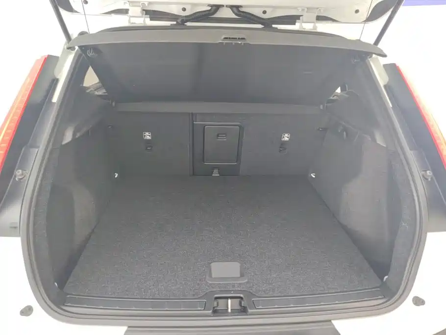 Volvo XC40 2021