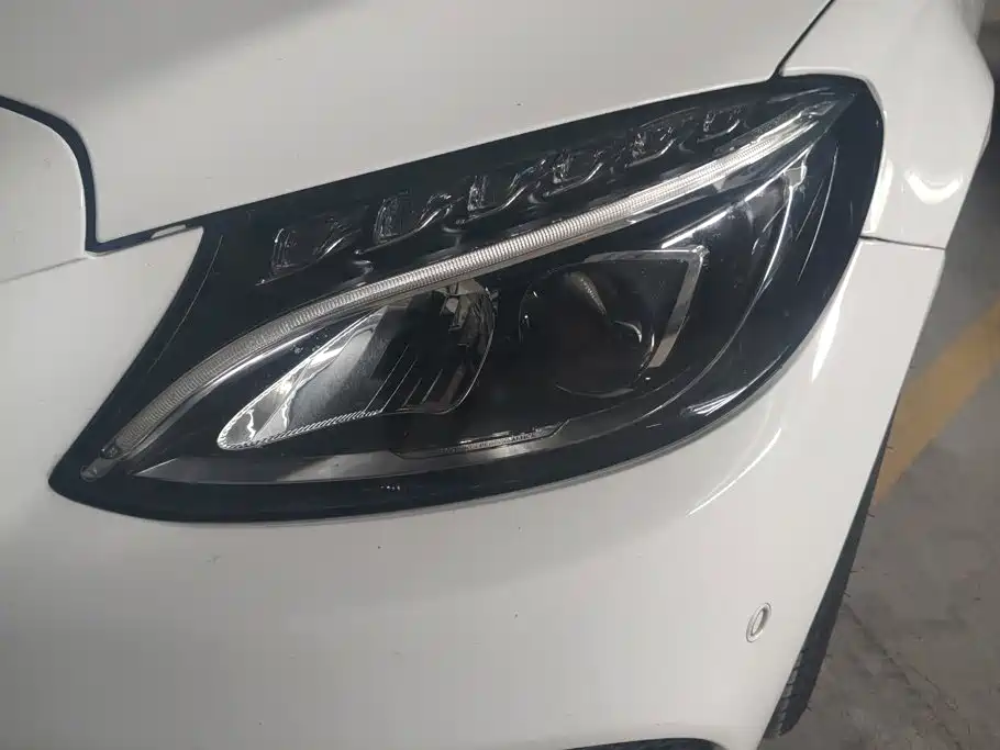 Mercedes-Benz C-Class 2017