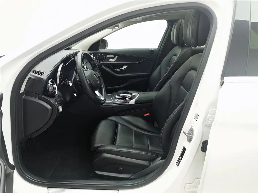 Mercedes-Benz C-Class 2018 — фото 10