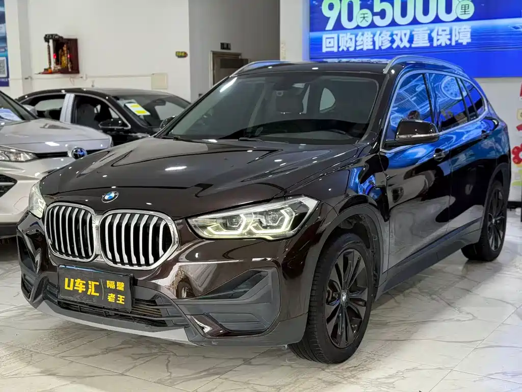 BMW X1 2021 — фото 1