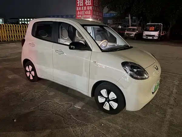 Wuling Hongguang MINIEV 2025