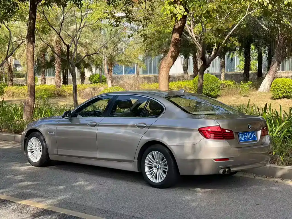 BMW 5 Series 2015 — фото 4