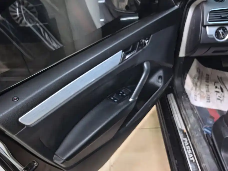 Volkswagen Passat 2012