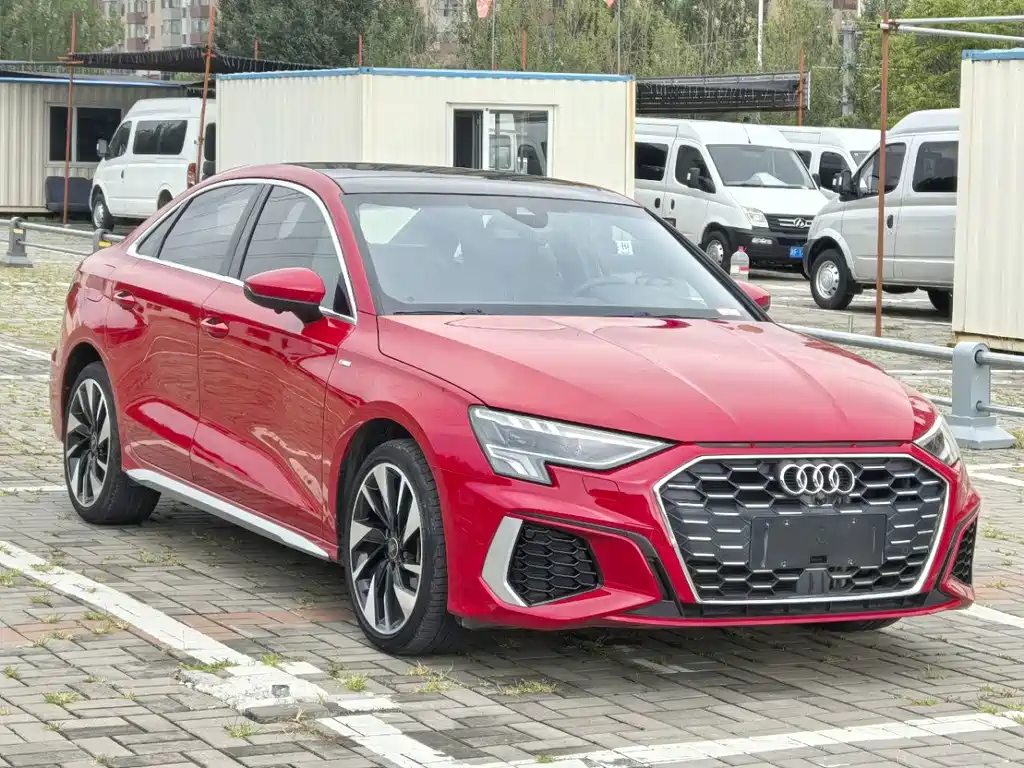 Audi A3 2022 — фото 3
