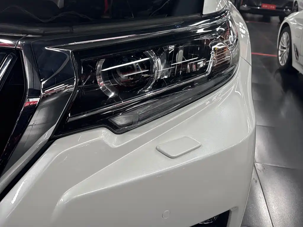 Toyota Prado 2019 — фото 5