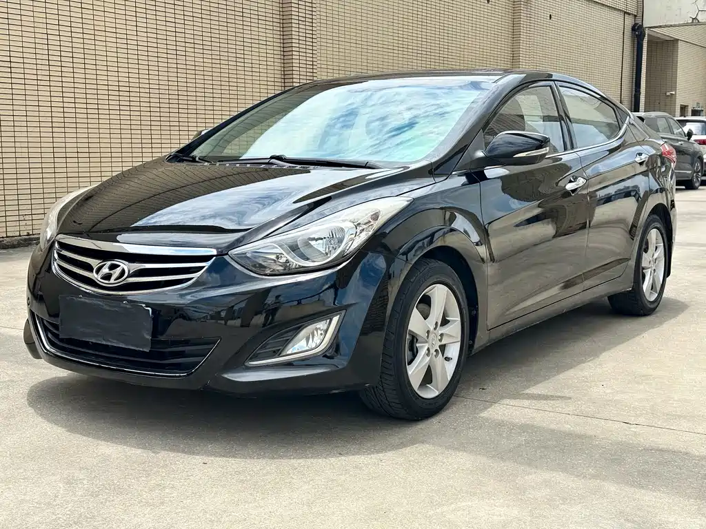 Hyundai Elantra 2013