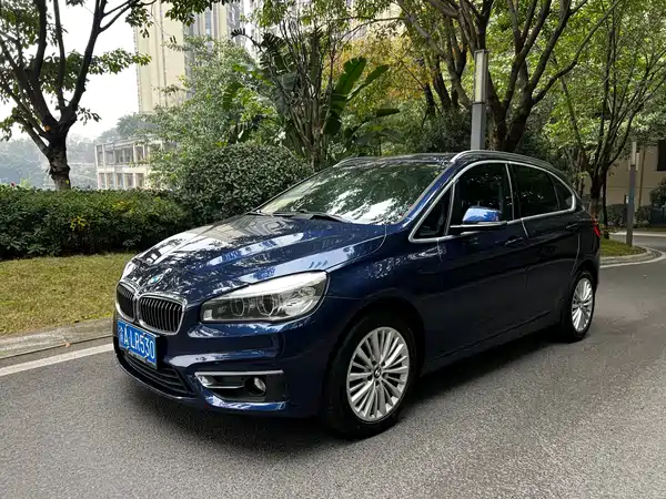 BMW 2 Series Station Wagon 2014