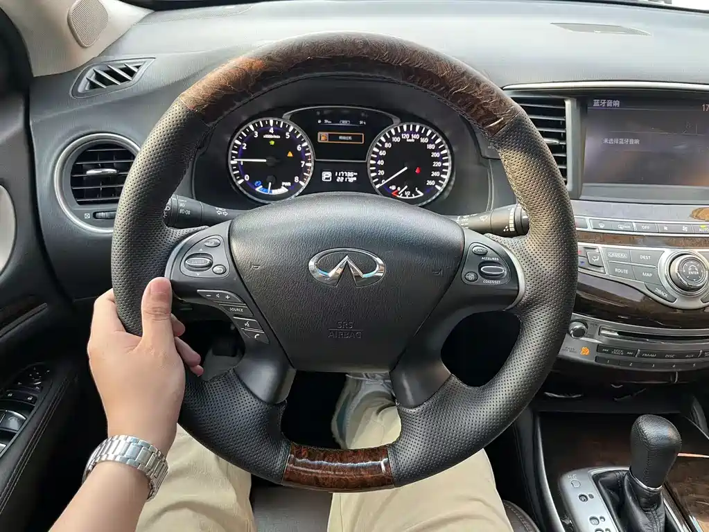 Infiniti QX60 2016 — фото 17
