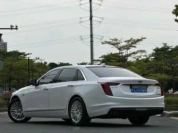 Cadillac CT6 2022
