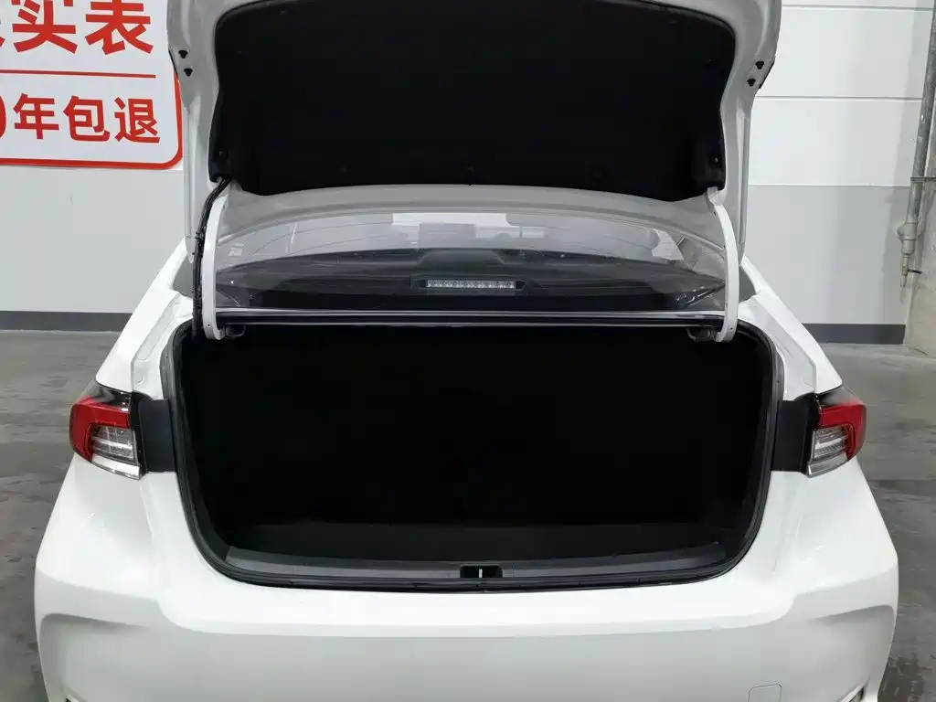 Toyota Corolla 2020 — фото 16