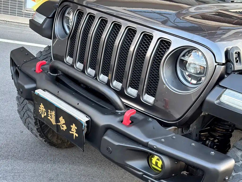Jeep Wrangler 2020 — фото 9